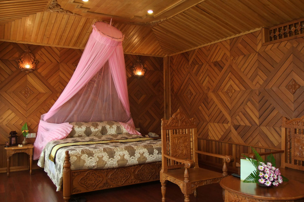 Kma Kaytumadi Hotel Taungoo Buitenkant foto