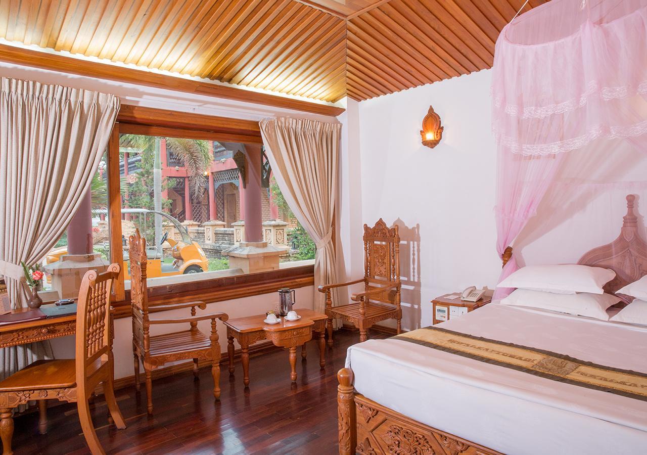 Kma Kaytumadi Hotel Taungoo Buitenkant foto