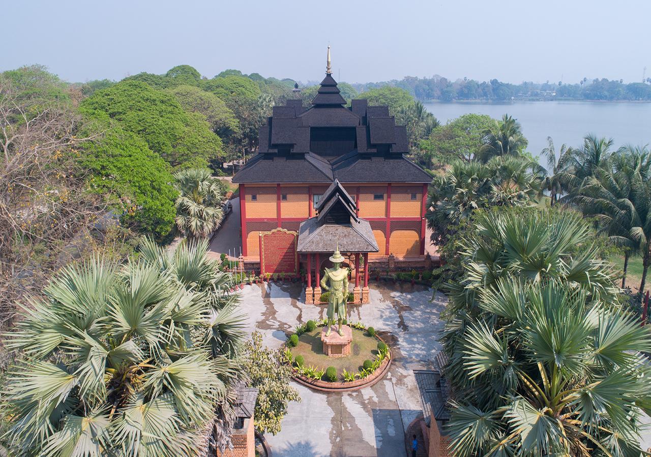 Kma Kaytumadi Hotel Taungoo Buitenkant foto
