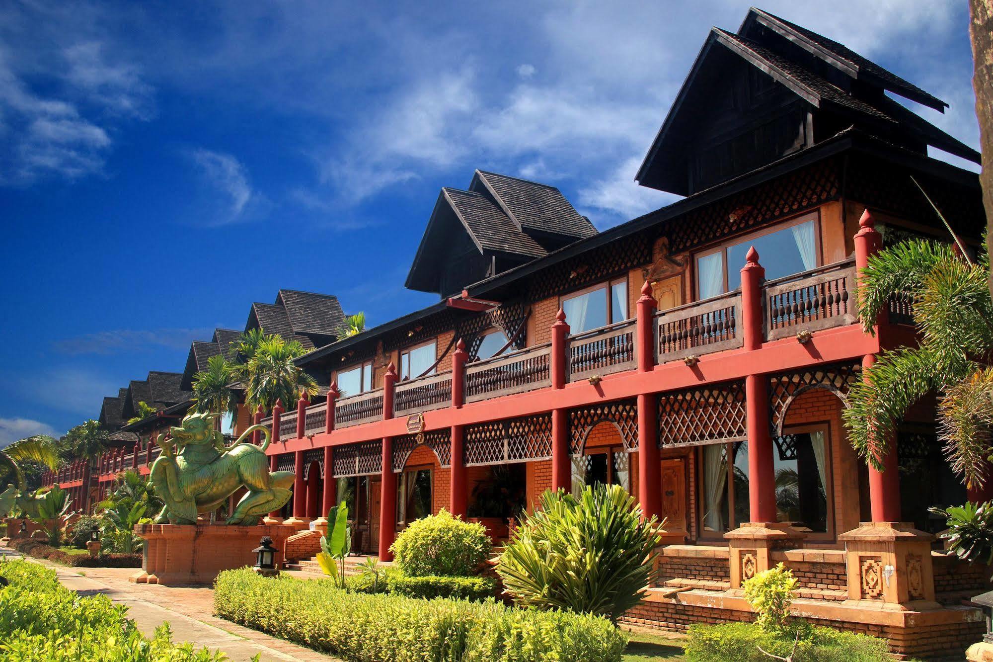 Kma Kaytumadi Hotel Taungoo Buitenkant foto
